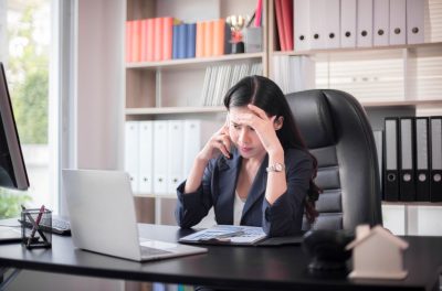 なぜインサイドセールスは「やめとけ」と言われるの？辛い理由と対策とは