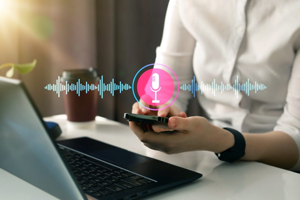 CTIを導入することで、情報を確認するために戻る必要がなくなる。顧客情報を一覧で確認でき、効率的にすすめることができる。