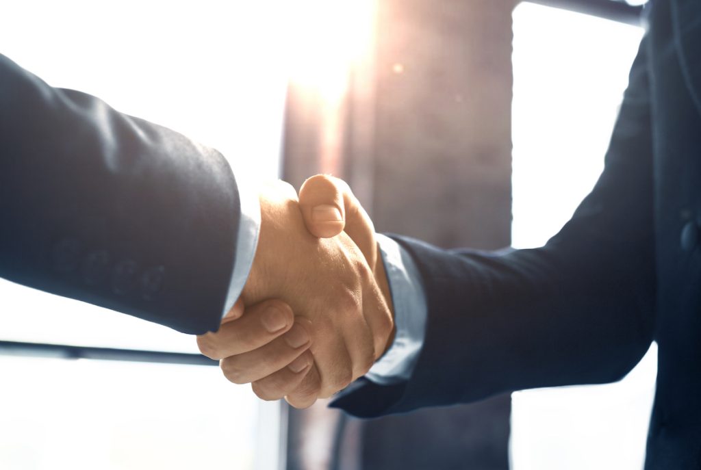 アップセルやクロスセルを進めることが重要。カスタマーの成功が自社の利益につながる。成功事例を確認しよう。